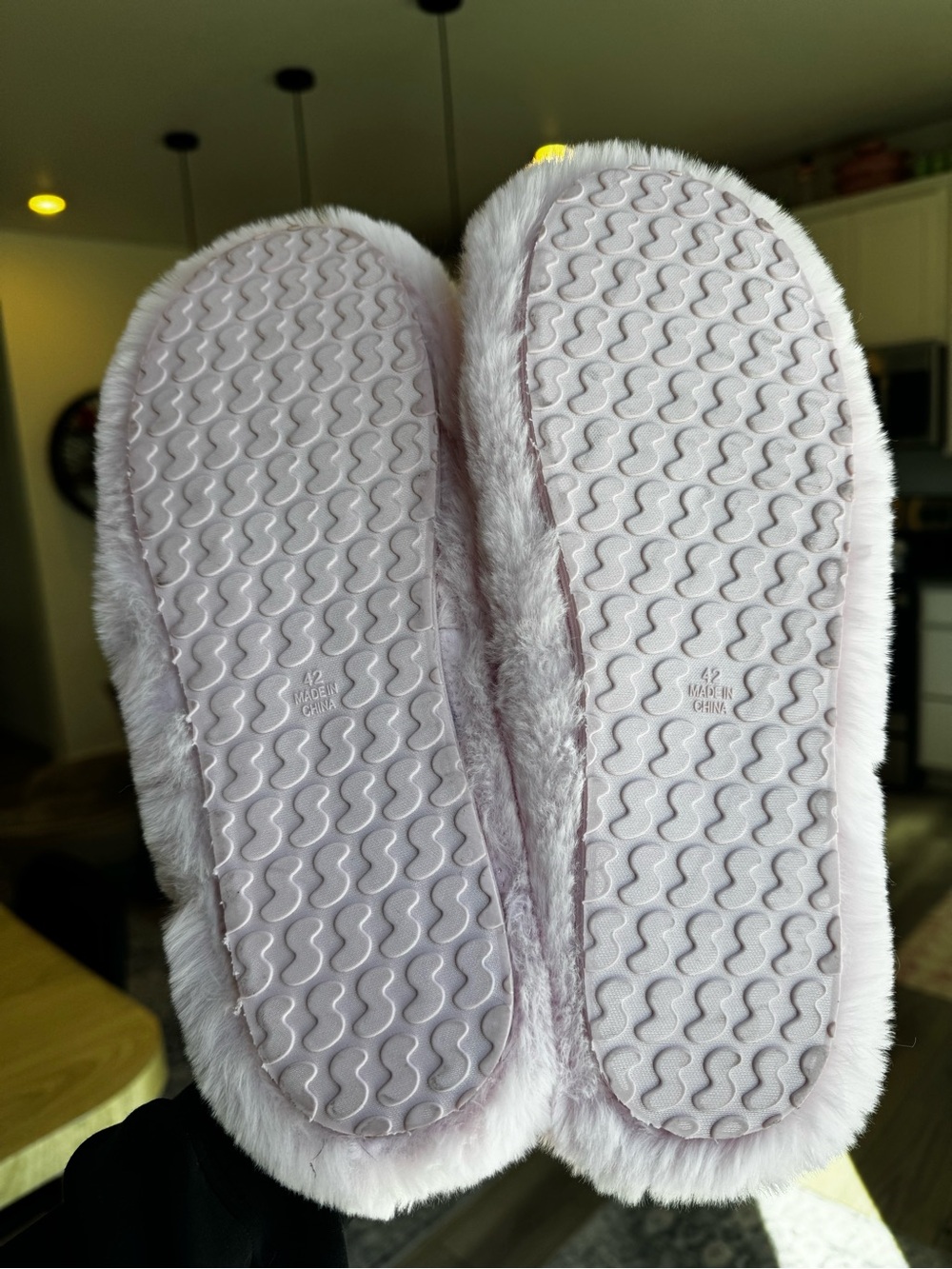 Skims Faux Fur Slippers Size 42 (11) - Picture 4 of 5